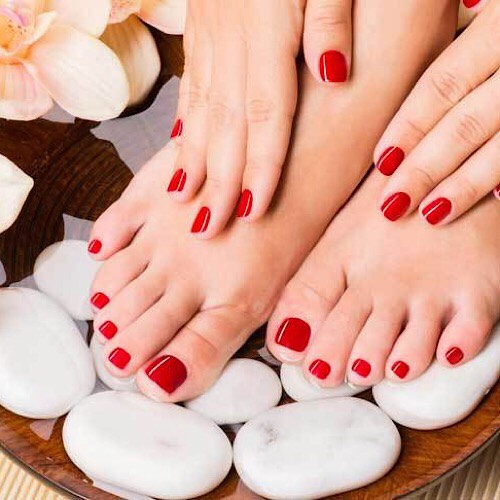 BUBBLES & POLISH NAILS AND SPA - Dipping Powder